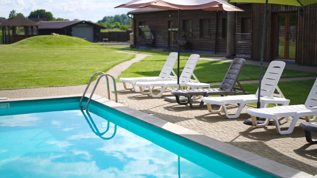 Eden Resort Yasnogorodka エクステリア 写真