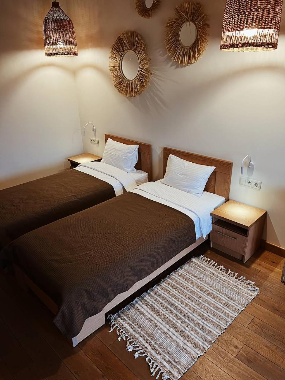 Eden Resort Yasnogorodka エクステリア 写真