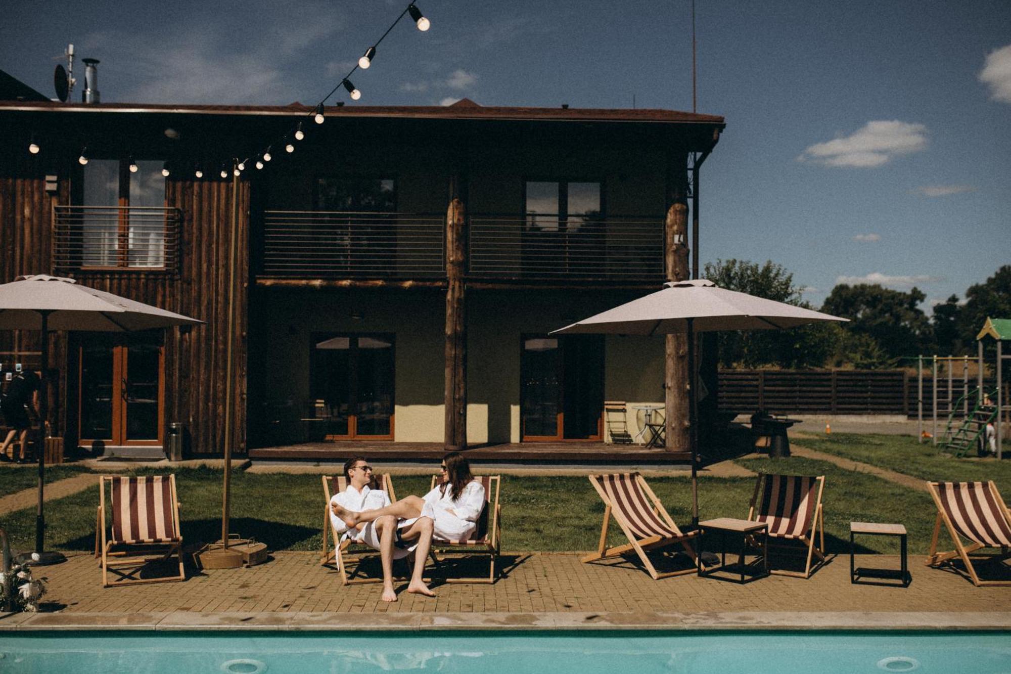 Eden Resort Yasnogorodka エクステリア 写真